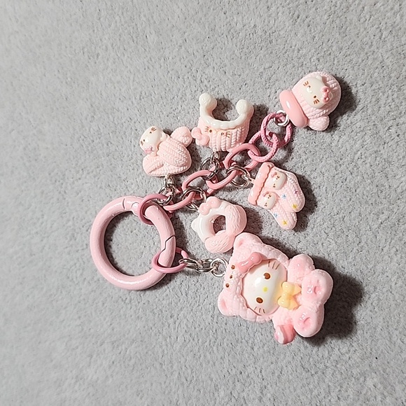 Handmade Hello Kitty Keychain - Picture 2 of 3